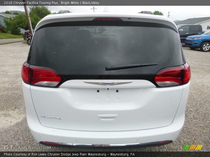 Bright White / Black/Alloy 2018 Chrysler Pacifica Touring Plus