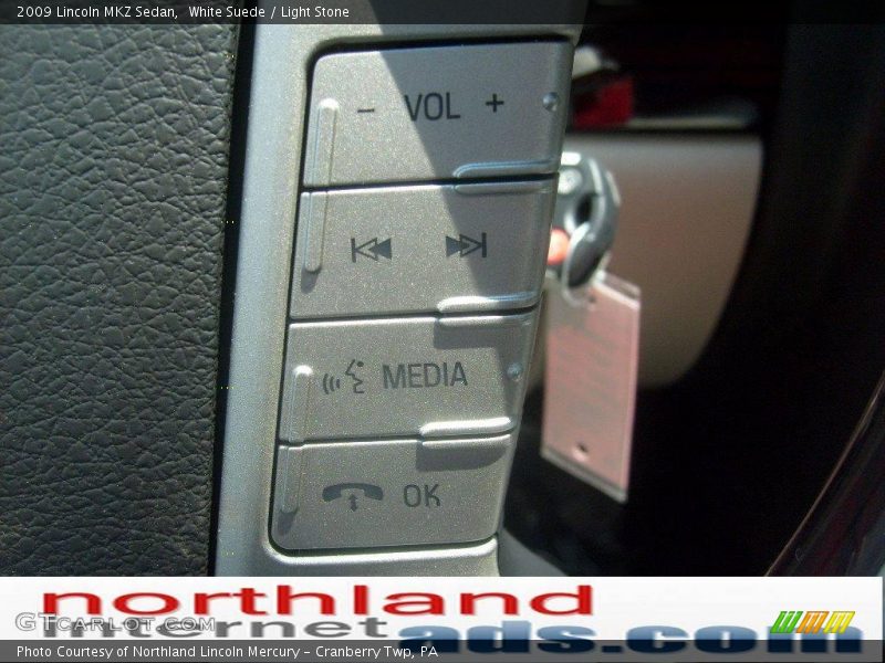 White Suede / Light Stone 2009 Lincoln MKZ Sedan