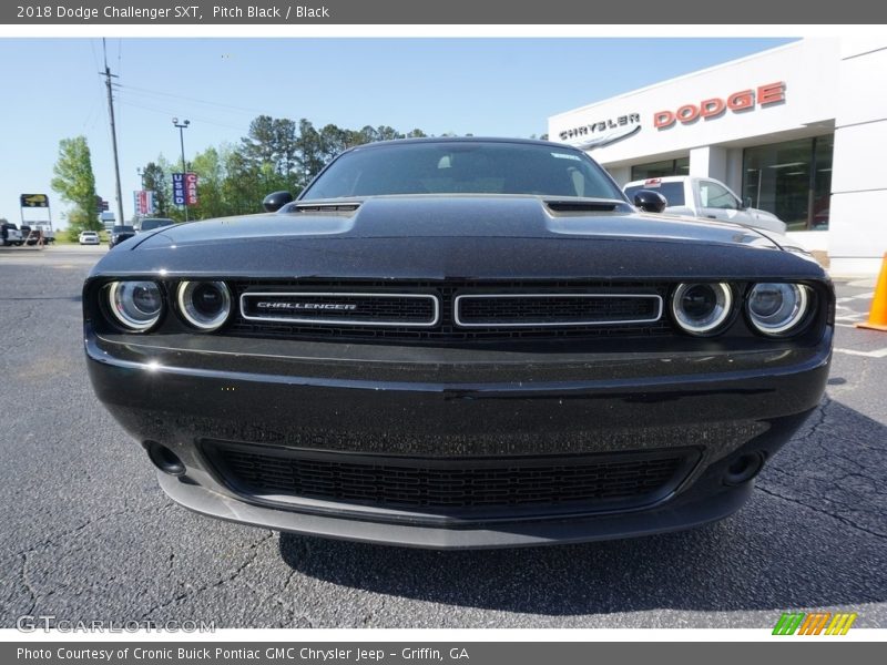 Pitch Black / Black 2018 Dodge Challenger SXT