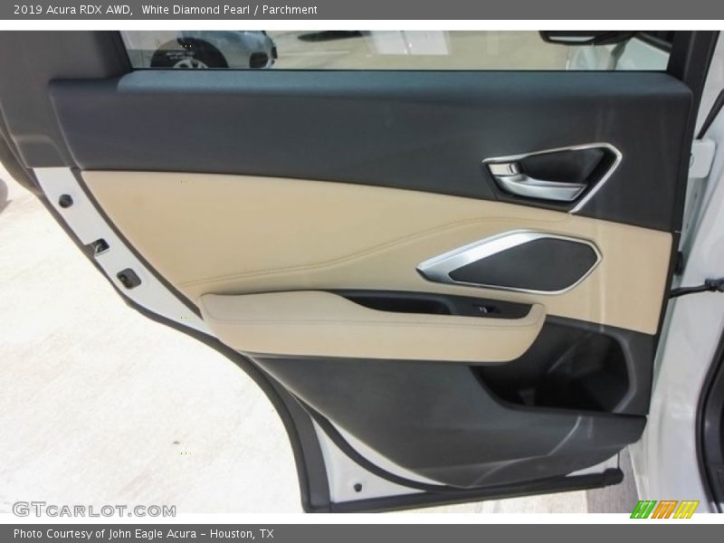 White Diamond Pearl / Parchment 2019 Acura RDX AWD