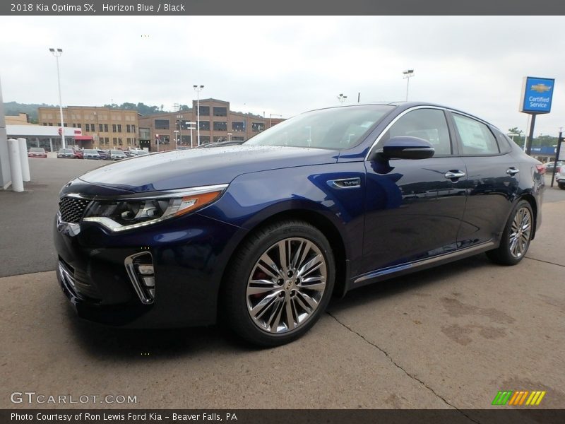 Front 3/4 View of 2018 Optima SX