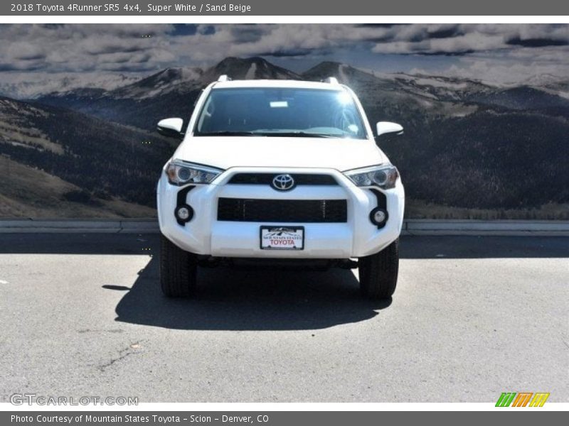 Super White / Sand Beige 2018 Toyota 4Runner SR5 4x4