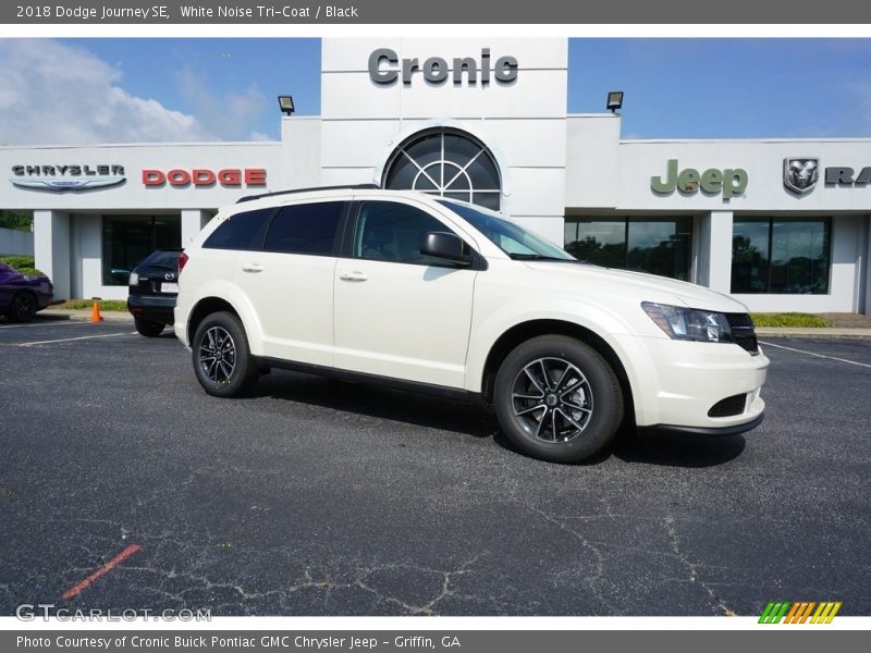 White Noise Tri-Coat / Black 2018 Dodge Journey SE