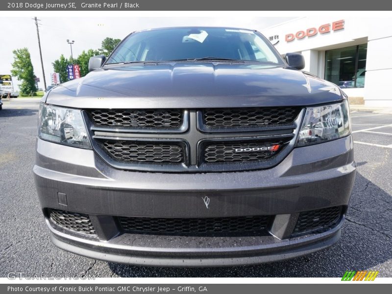 Granite Pearl / Black 2018 Dodge Journey SE