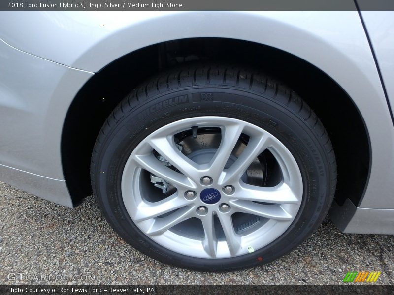 Ingot Silver / Medium Light Stone 2018 Ford Fusion Hybrid S
