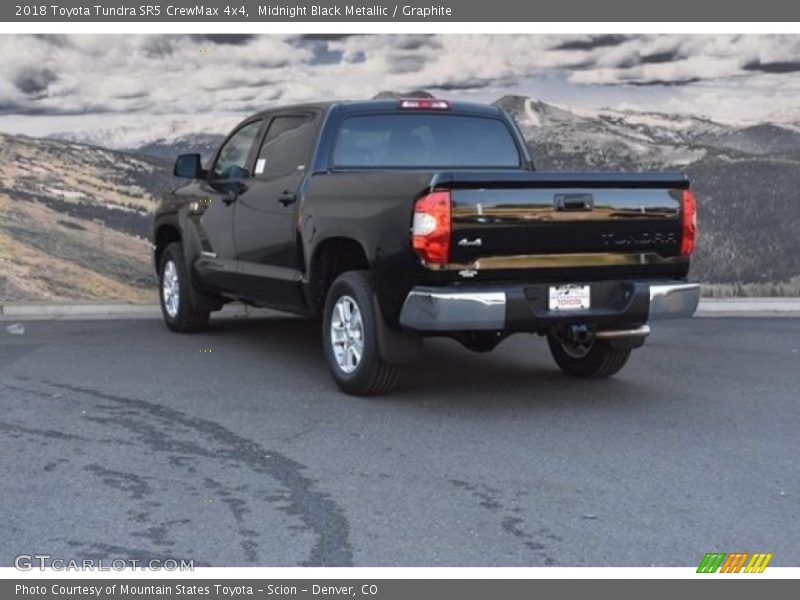 Midnight Black Metallic / Graphite 2018 Toyota Tundra SR5 CrewMax 4x4