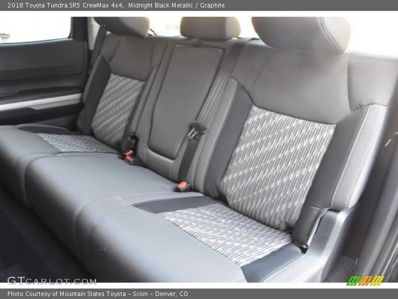 Midnight Black Metallic / Graphite 2018 Toyota Tundra SR5 CrewMax 4x4