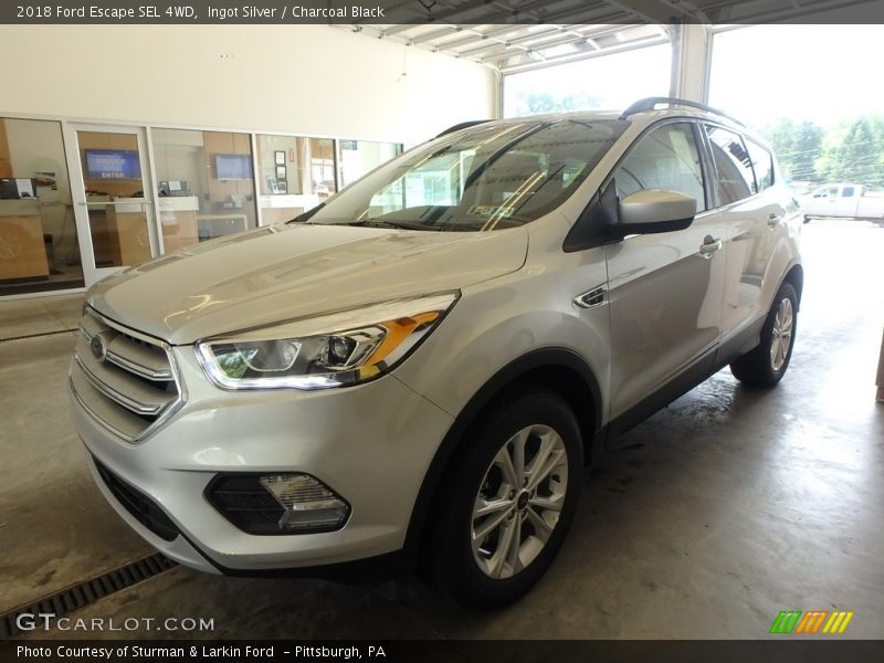 Ingot Silver / Charcoal Black 2018 Ford Escape SEL 4WD