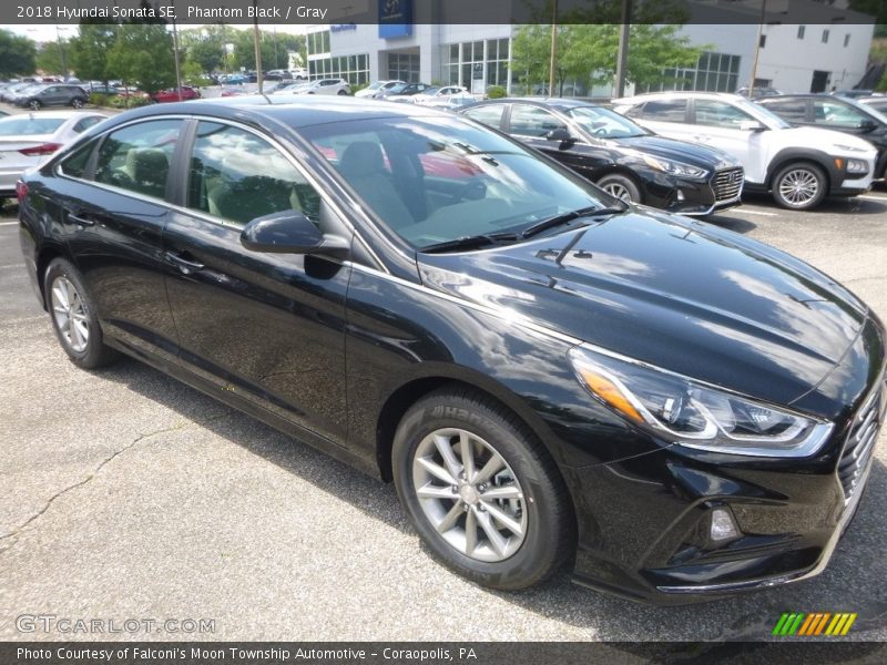 Phantom Black / Gray 2018 Hyundai Sonata SE