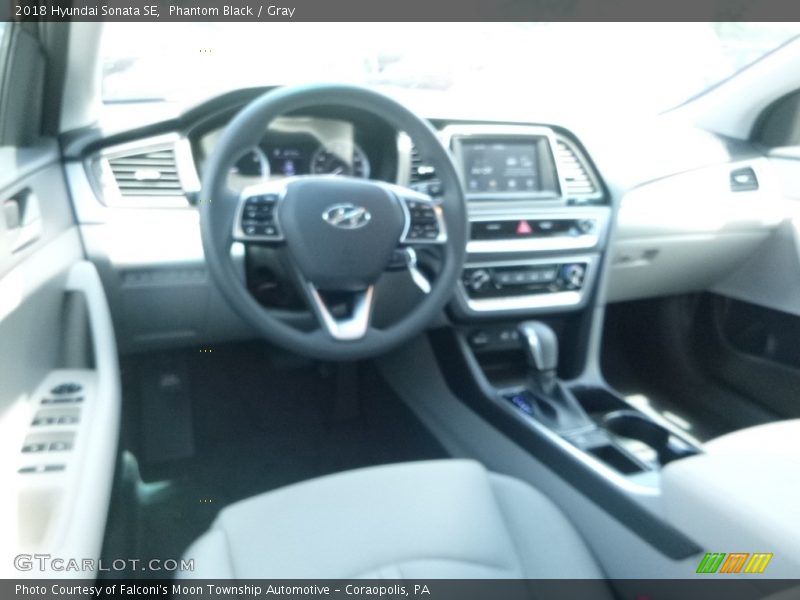 Phantom Black / Gray 2018 Hyundai Sonata SE