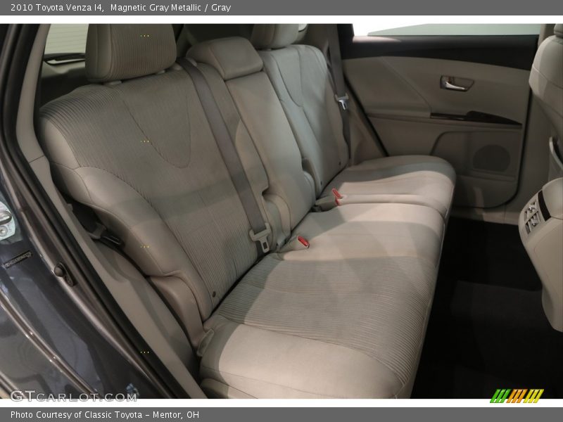 Magnetic Gray Metallic / Gray 2010 Toyota Venza I4