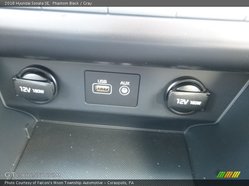 Phantom Black / Gray 2018 Hyundai Sonata SE
