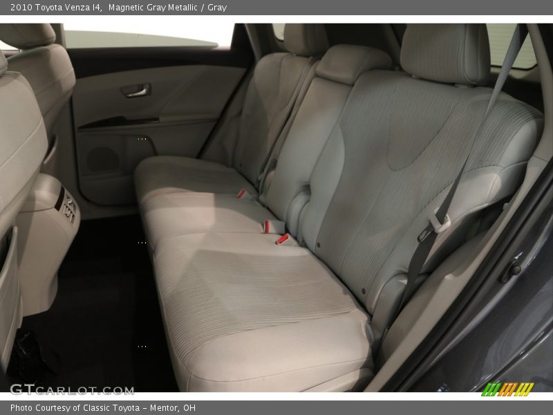 Magnetic Gray Metallic / Gray 2010 Toyota Venza I4