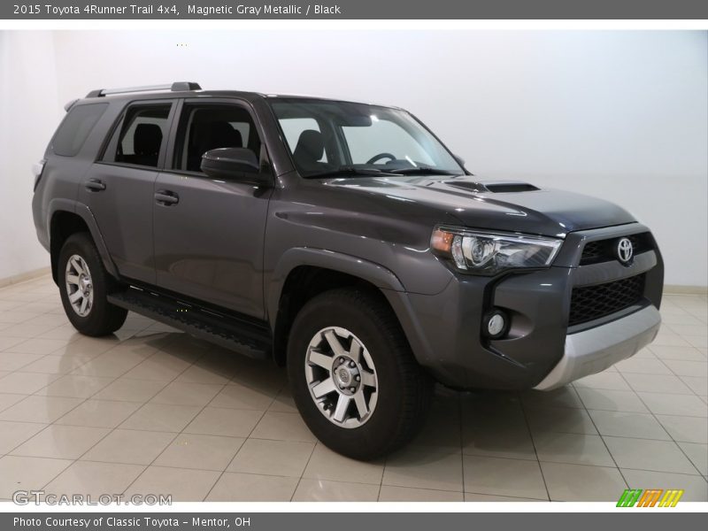 Magnetic Gray Metallic / Black 2015 Toyota 4Runner Trail 4x4