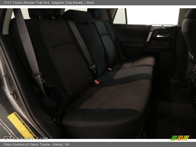 Magnetic Gray Metallic / Black 2015 Toyota 4Runner Trail 4x4