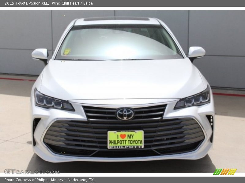 Wind Chill Pearl / Beige 2019 Toyota Avalon XLE