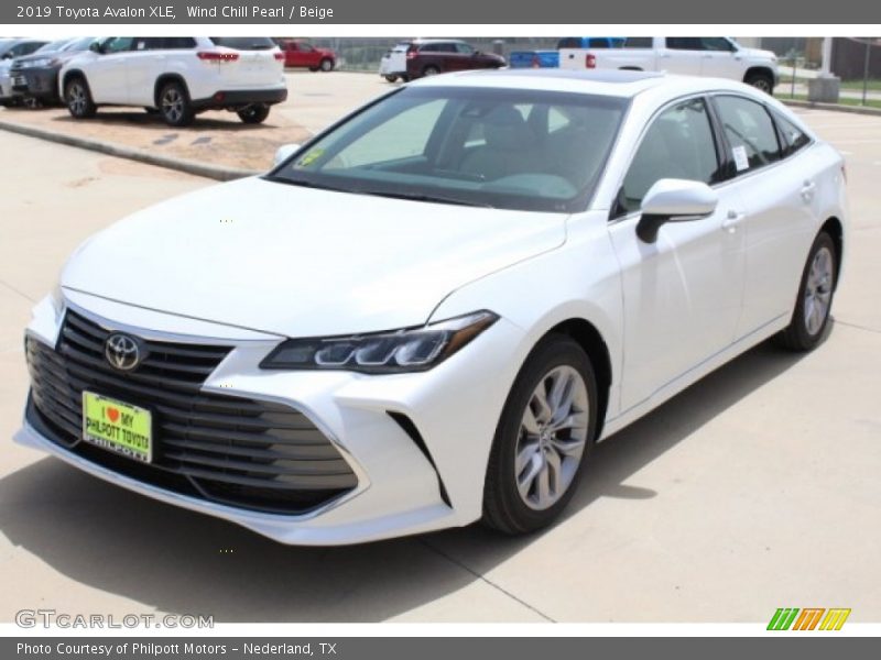 Wind Chill Pearl / Beige 2019 Toyota Avalon XLE