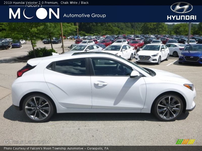 Chalk White / Black 2019 Hyundai Veloster 2.0 Premium