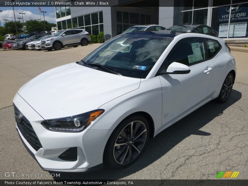 Chalk White / Black 2019 Hyundai Veloster 2.0 Premium