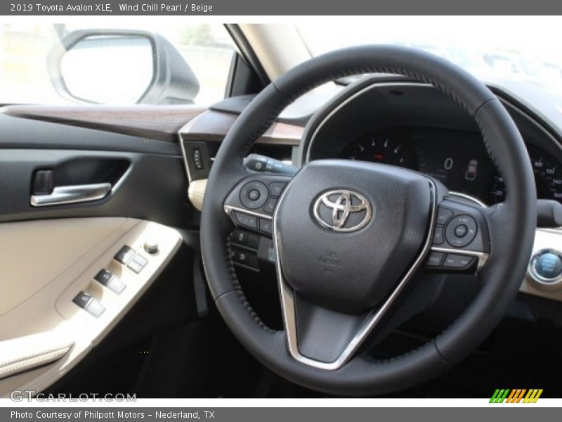 Wind Chill Pearl / Beige 2019 Toyota Avalon XLE