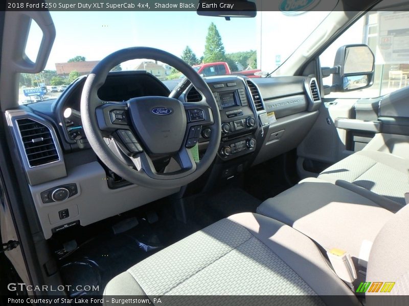 Shadow Black / Earth Gray 2018 Ford F250 Super Duty XLT SuperCab 4x4