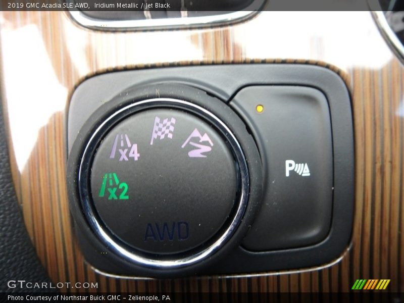 Controls of 2019 Acadia SLE AWD