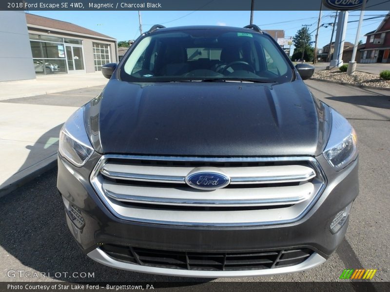 Magnetic / Charcoal Black 2018 Ford Escape SE 4WD