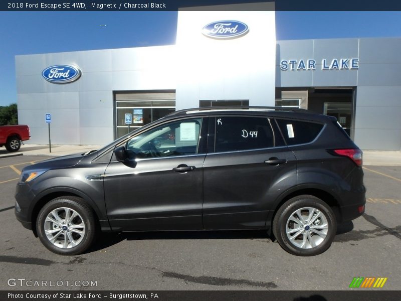 Magnetic / Charcoal Black 2018 Ford Escape SE 4WD