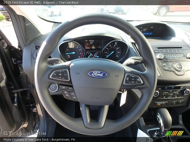 Magnetic / Charcoal Black 2018 Ford Escape SE 4WD