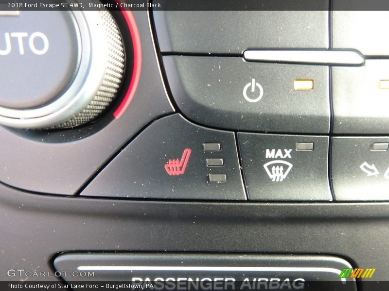 Magnetic / Charcoal Black 2018 Ford Escape SE 4WD