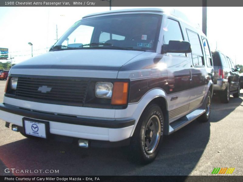 White / Gray 1988 Chevrolet Astro Passenger Van