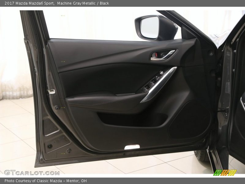 Machine Gray Metallic / Black 2017 Mazda Mazda6 Sport