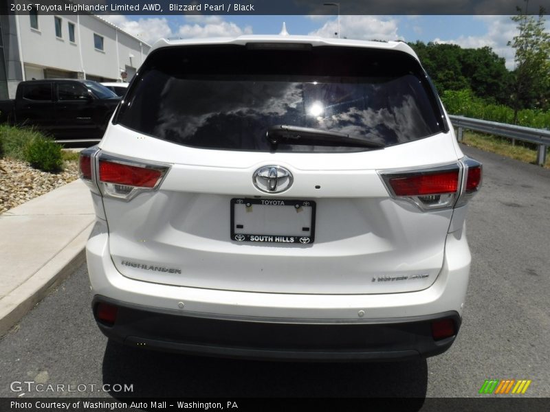 Blizzard Pearl / Black 2016 Toyota Highlander Limited AWD
