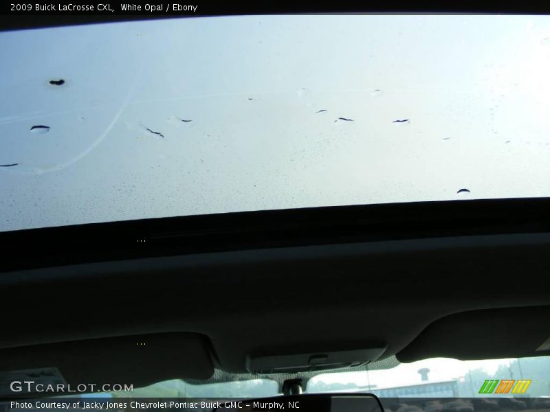 White Opal / Ebony 2009 Buick LaCrosse CXL