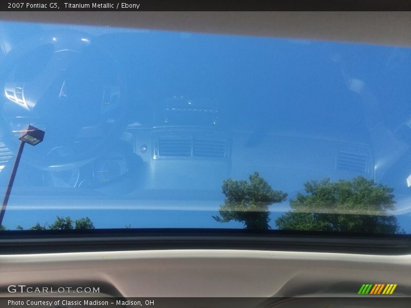 Titanium Metallic / Ebony 2007 Pontiac G5