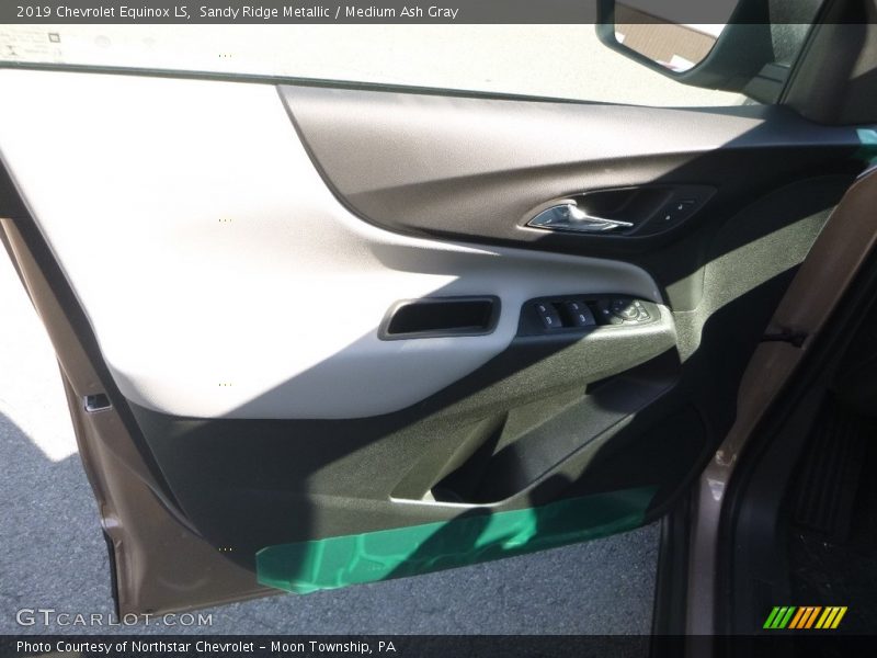 Sandy Ridge Metallic / Medium Ash Gray 2019 Chevrolet Equinox LS