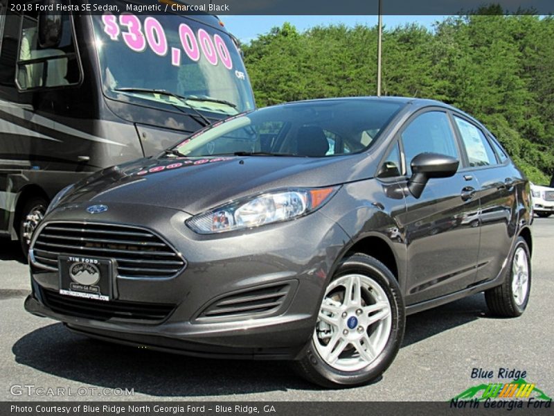 Magnetic / Charcoal Black 2018 Ford Fiesta SE Sedan