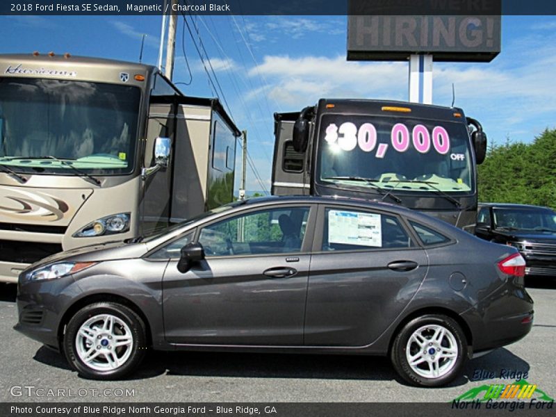 Magnetic / Charcoal Black 2018 Ford Fiesta SE Sedan