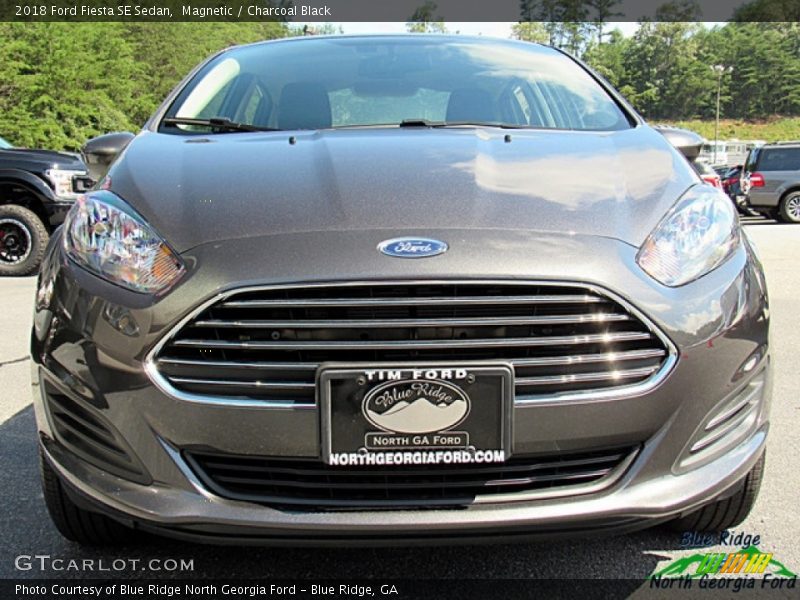 Magnetic / Charcoal Black 2018 Ford Fiesta SE Sedan