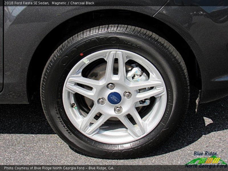 Magnetic / Charcoal Black 2018 Ford Fiesta SE Sedan
