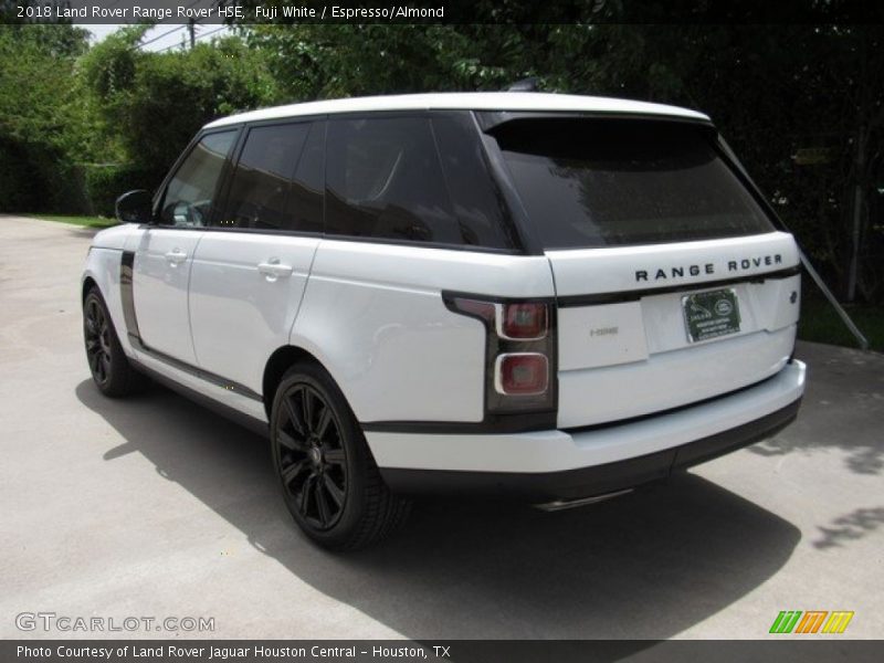 Fuji White / Espresso/Almond 2018 Land Rover Range Rover HSE