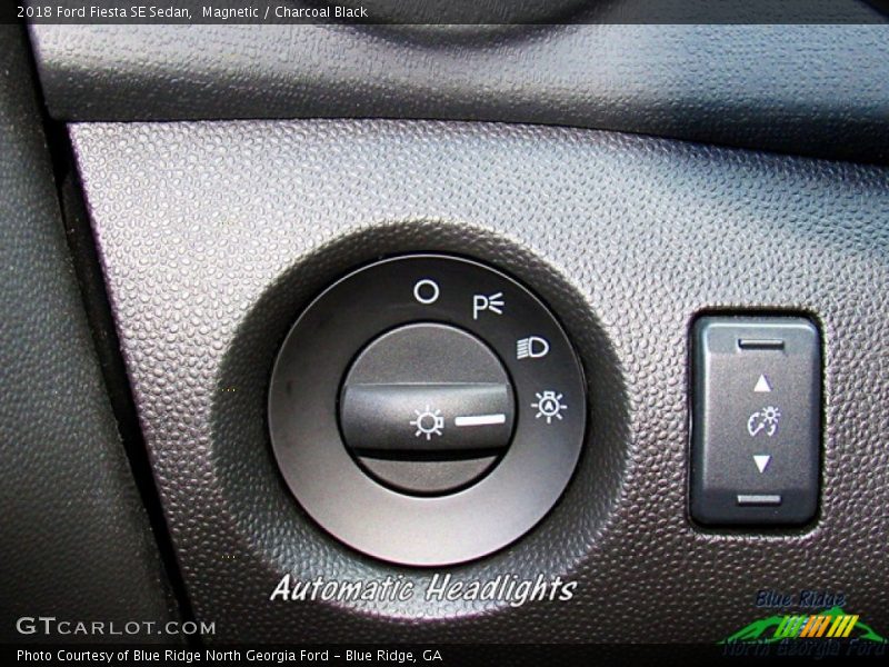 Magnetic / Charcoal Black 2018 Ford Fiesta SE Sedan