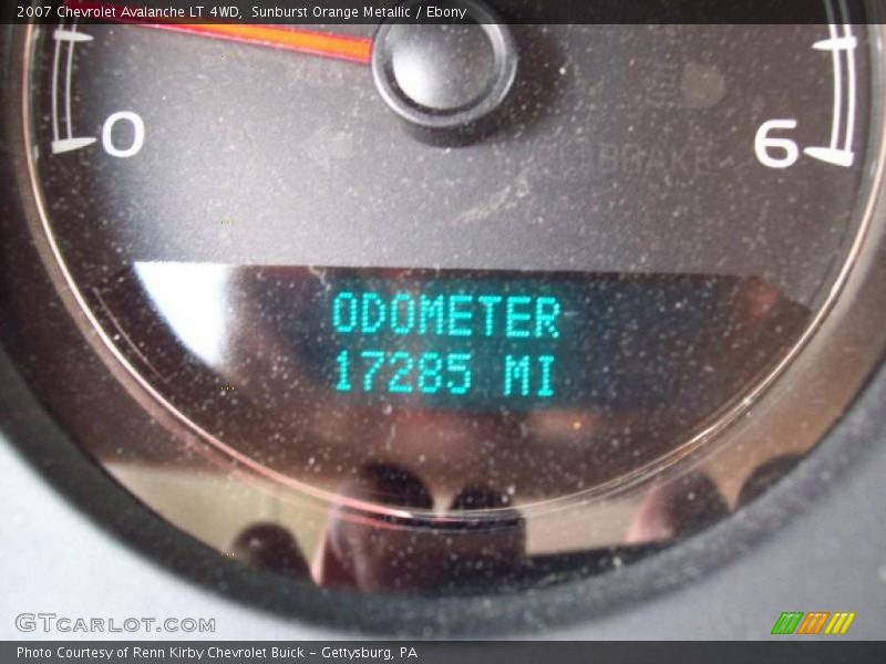 Sunburst Orange Metallic / Ebony 2007 Chevrolet Avalanche LT 4WD