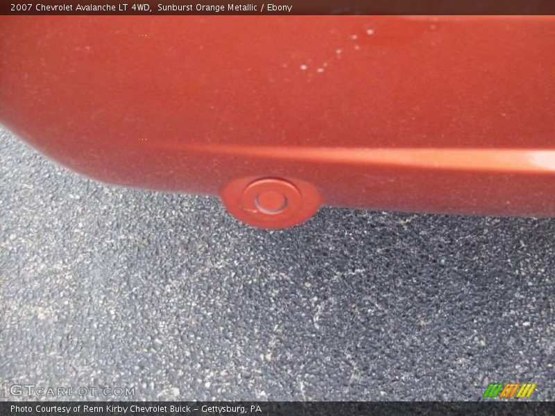 Sunburst Orange Metallic / Ebony 2007 Chevrolet Avalanche LT 4WD