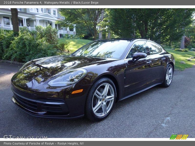 Front 3/4 View of 2018 Panamera 4