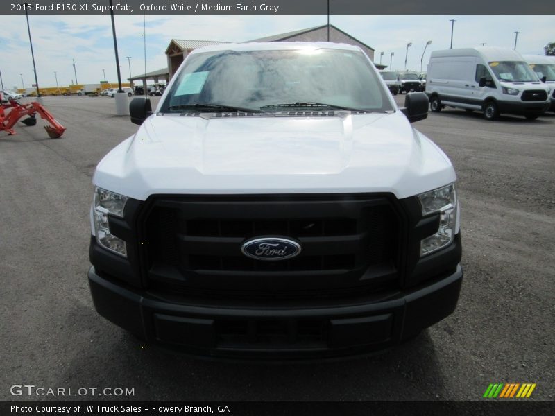 Oxford White / Medium Earth Gray 2015 Ford F150 XL SuperCab