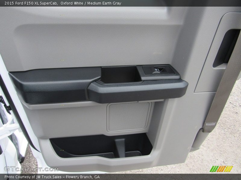 Oxford White / Medium Earth Gray 2015 Ford F150 XL SuperCab