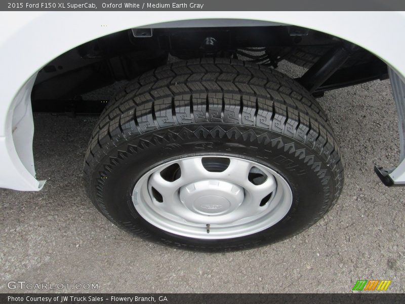 Oxford White / Medium Earth Gray 2015 Ford F150 XL SuperCab