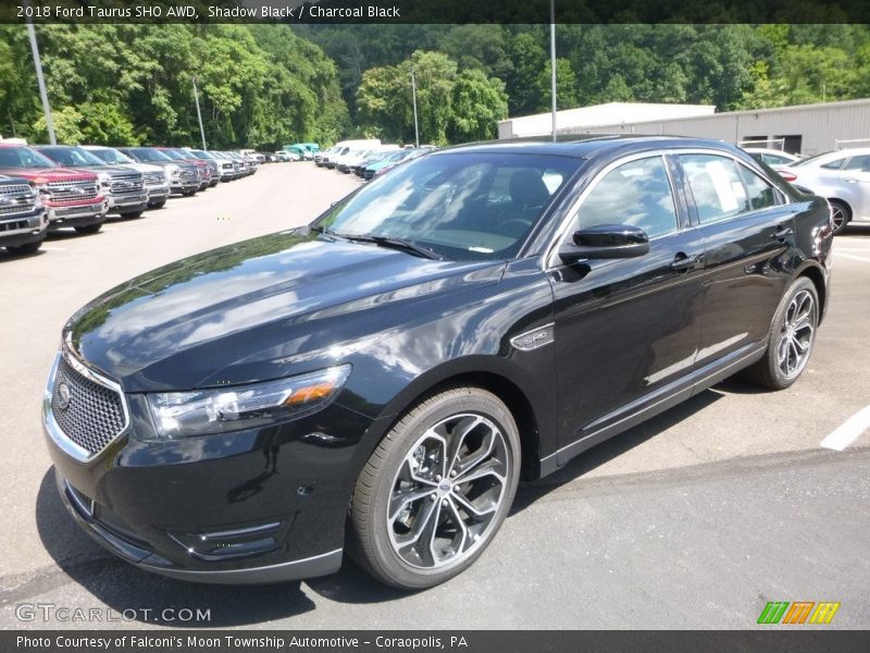 Front 3/4 View of 2018 Taurus SHO AWD