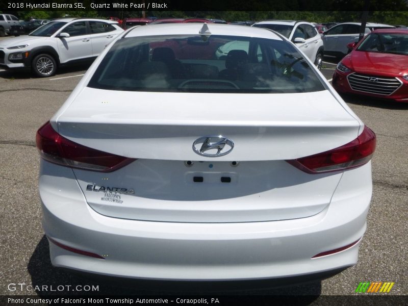 Quartz White Pearl / Black 2018 Hyundai Elantra SEL